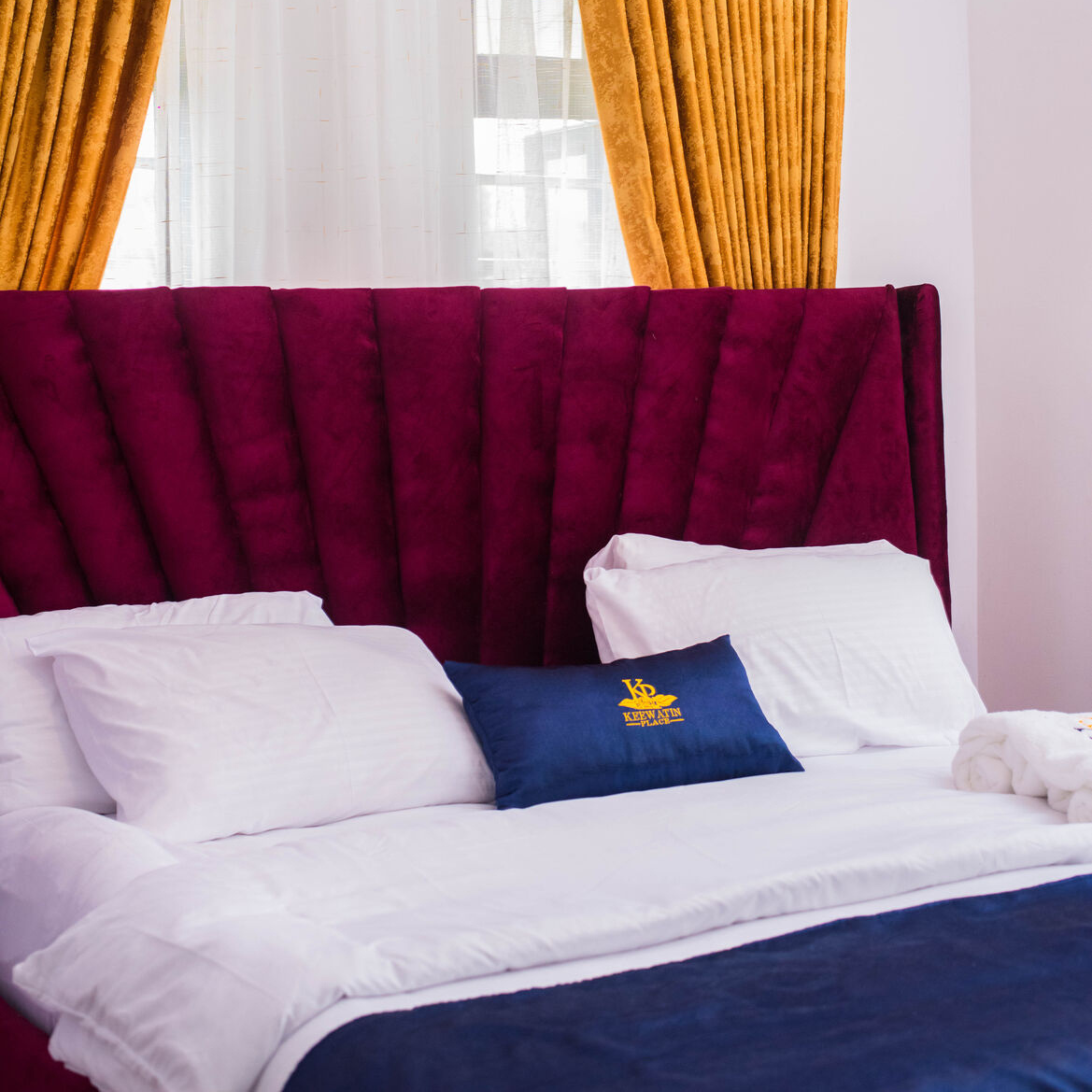 Deluxe Master King Bed